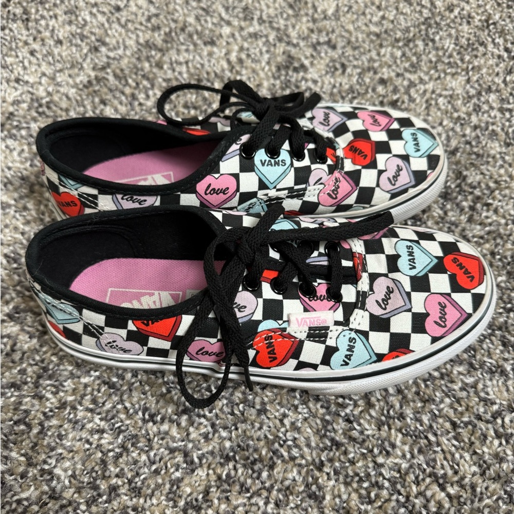 VANS Rare Limited Edition Candy Hearts Kids Checkerboard Skate Sneakers 2.5